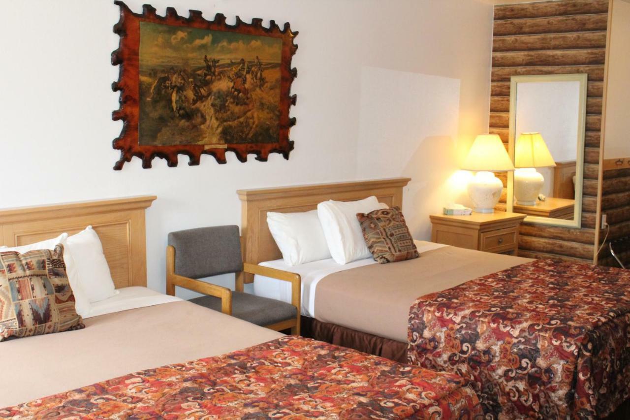 Trail'S End Motel Downtown Lewistown מראה חיצוני תמונה
